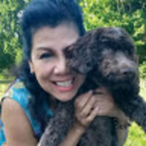 Meet your Posher, Monica